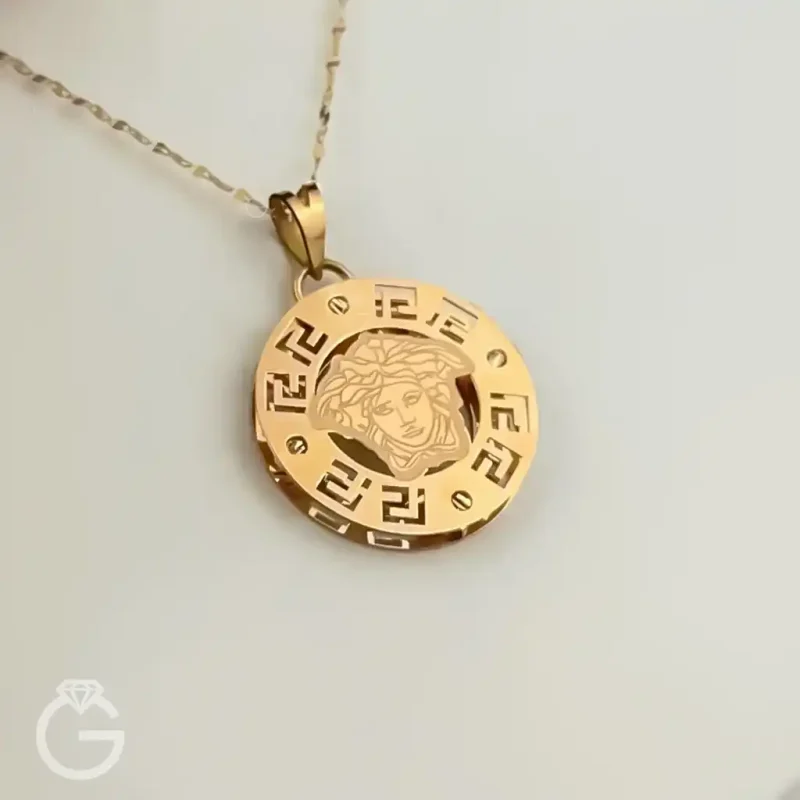 آویز طلا ی ورساچه سه بعدی لیزری