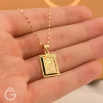 آویز طلای و ان یکاد