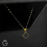 آویز گل با سنگ اونیکس مشکی