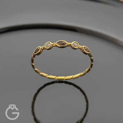 انگشتر مینیمال نگین دار