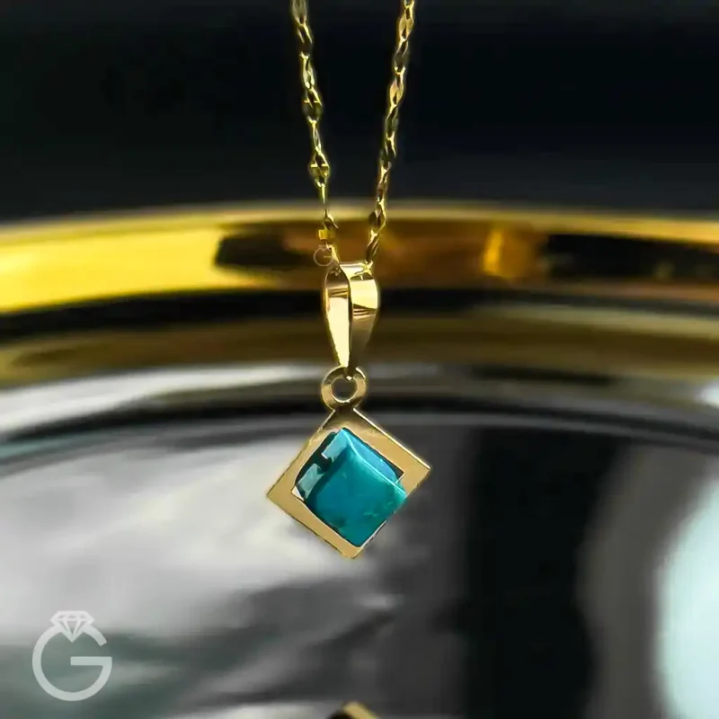 آویز طلای فیروزه مربعی