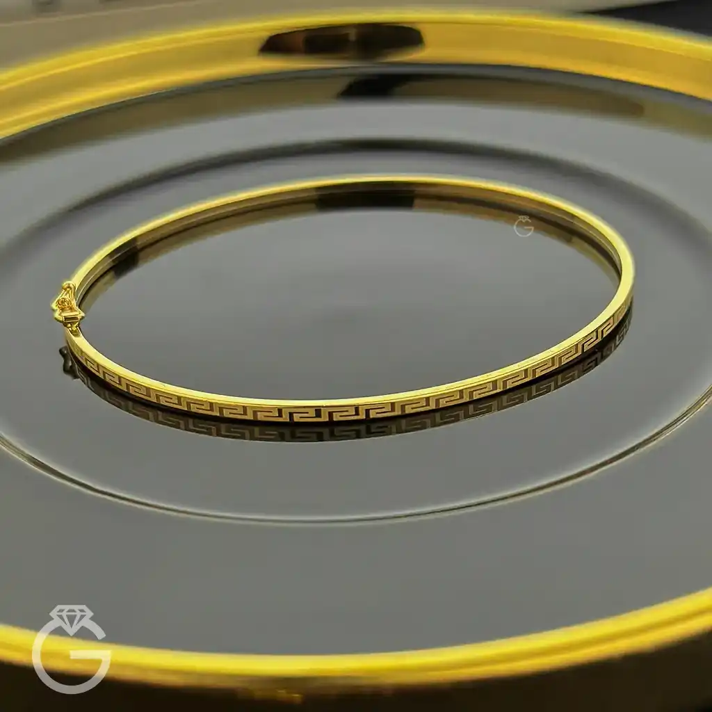 دستبند طلای بنگل طرح ورساچ (10) دستبند طلای بنگل طرح ورساچ