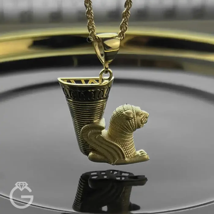 آویز طلای تکوک هخامنشی