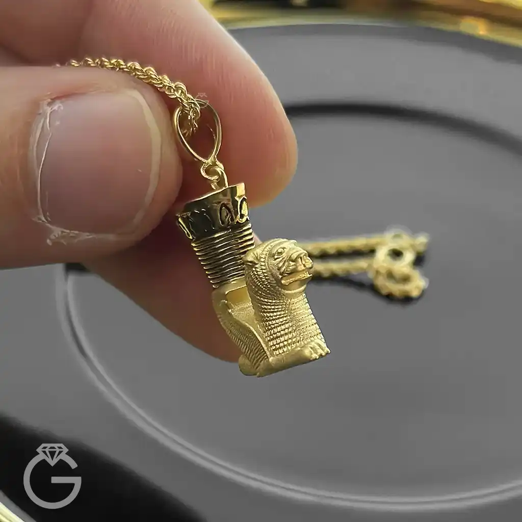 آویز طلای تکوک هخامنشی (13) آویز طلای تکوک هخامنشی