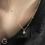 گردنبند طلای قلب و گوی دو