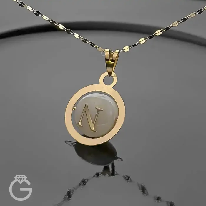 آویز طلای حروف صدفی