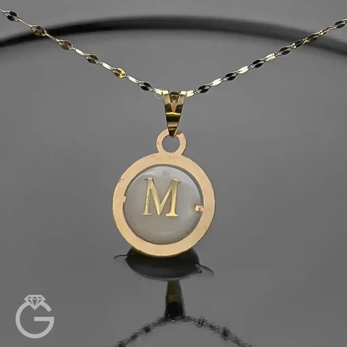 آویز طلای حروف صدفی