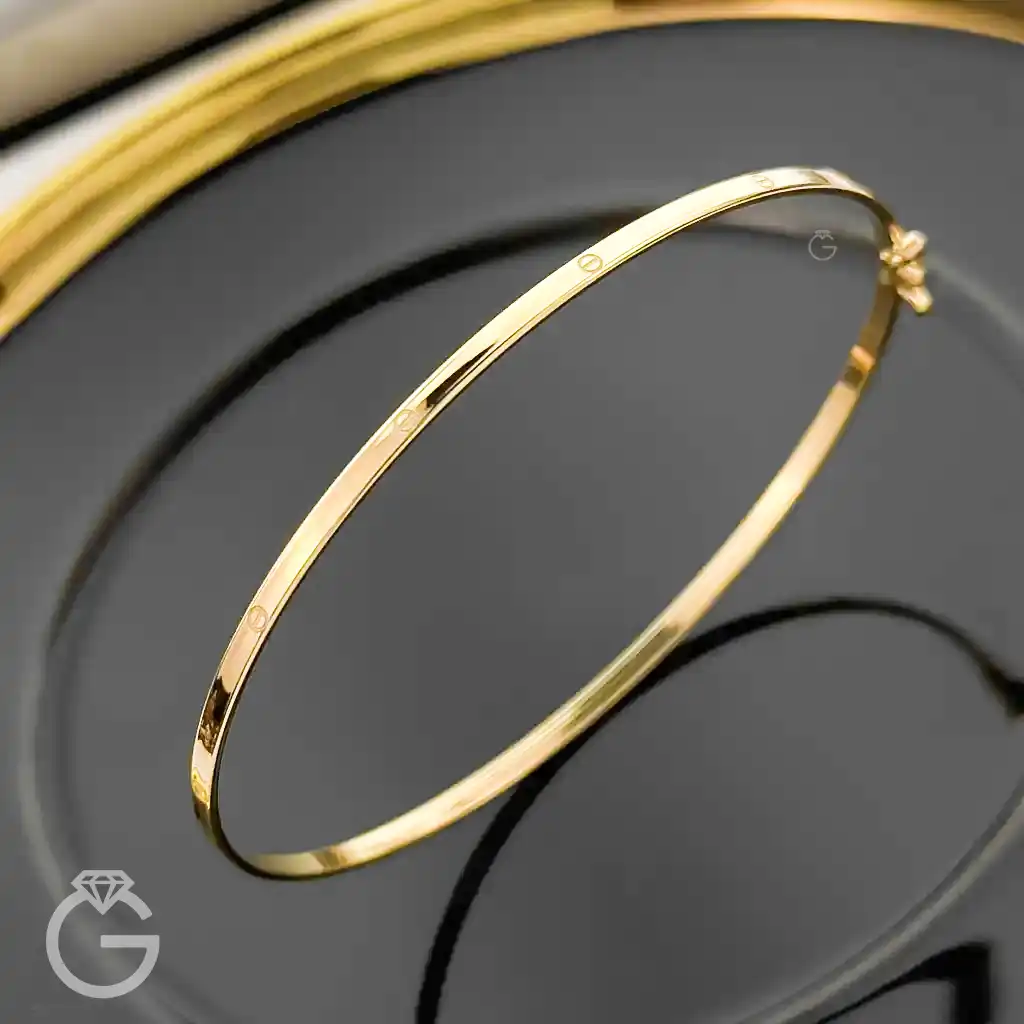 دستبند طلای بنگل لوکس کارتیه کد 31530 (11) دستبند طلای بنگل لوکس کارتیه کد 31530