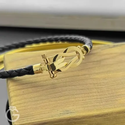 دستبند طلا امگا چرمی مشکلی