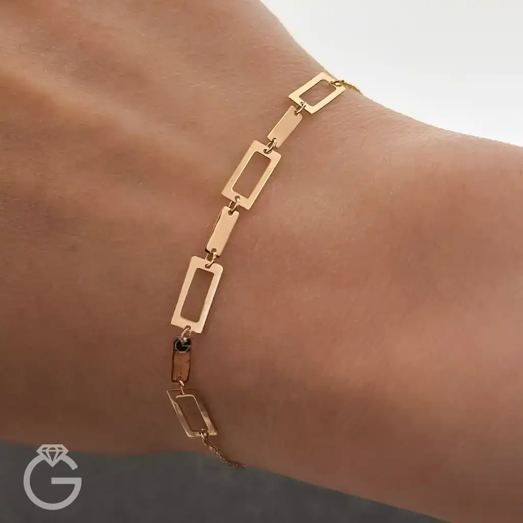 دستبند طلای مستطیل لیزری کد 31772 (10) دستبند طلای مستطیل لیزری کد 31772