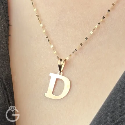 آویز طلای حروف انگلیسی لیزری