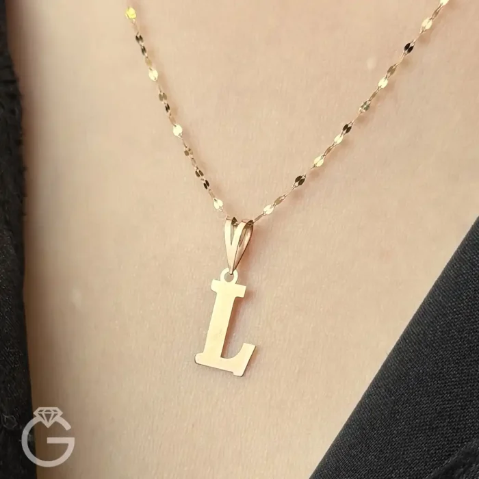 آویز طلای حروف انگلیسی لیزری