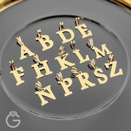 آویز طلای حروف انگلیسی لیزری