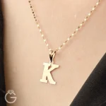 آویز طلای حروف انگلیسی لیزری