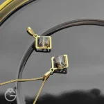 آویز طلای سواروسکی مربعی هفت رنگ و مشکی