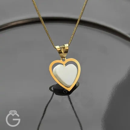 آویز طلای قلب صدفی