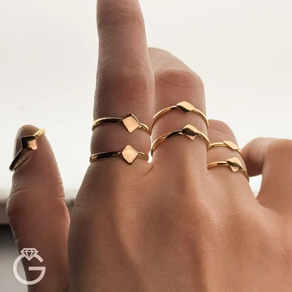 انگشتر طلای مینیمال لوزی کد 33956 (11) انگشتر طلای مینیمال لوزی کد 33956