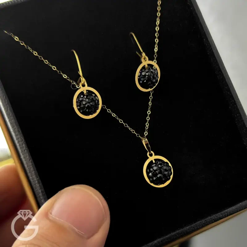 نیمست طلای سواروسکی مشکی