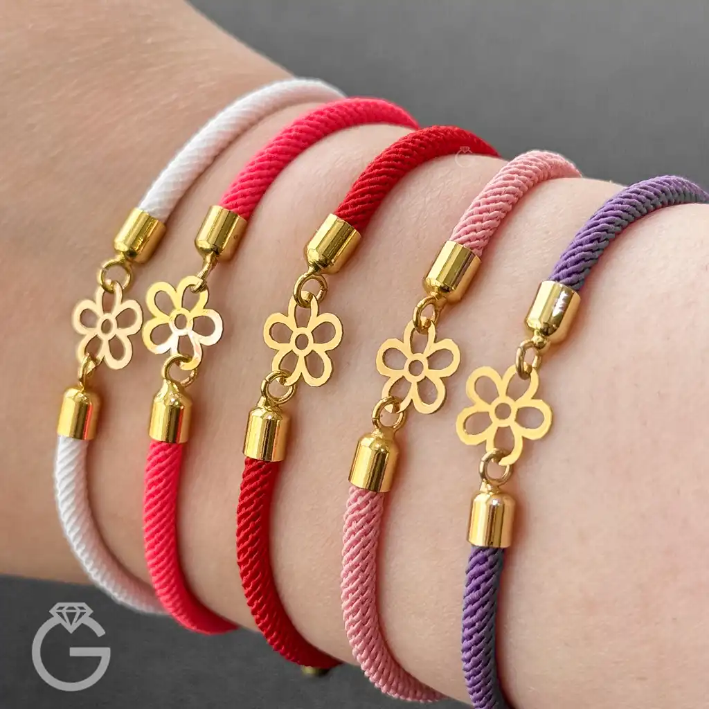 دستبند طلا مارشال گل 5 پر (12) دستبند طلا مارشال گل 5 پر