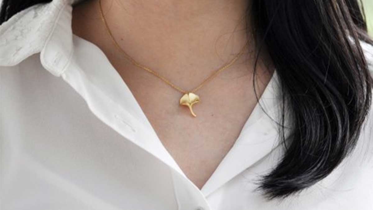 نکات کلیدی برای انتخاب ست گردنبند طلا با لباس شب