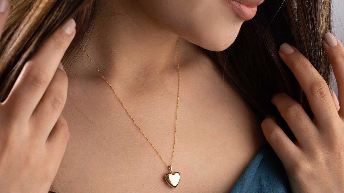 چرا پلاک گردن تمام طلا یک هدیه ایده‌آل است؟