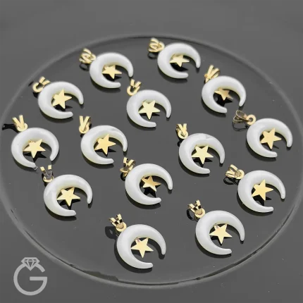 آویز طلای ماه و ستاره صدفی