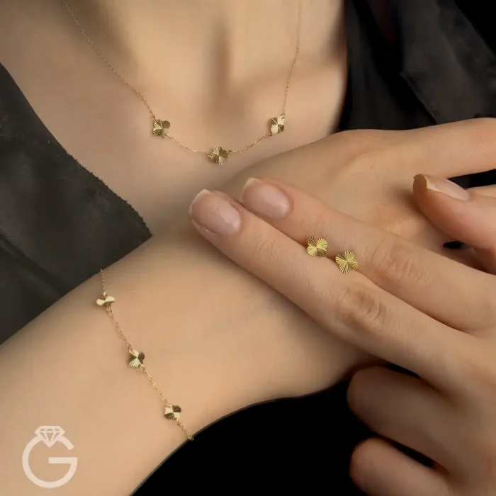 گوشواره میخی طلا ونکلیف تراش