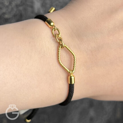 دستبند طلا مارشال طرح پروفیل لوزی