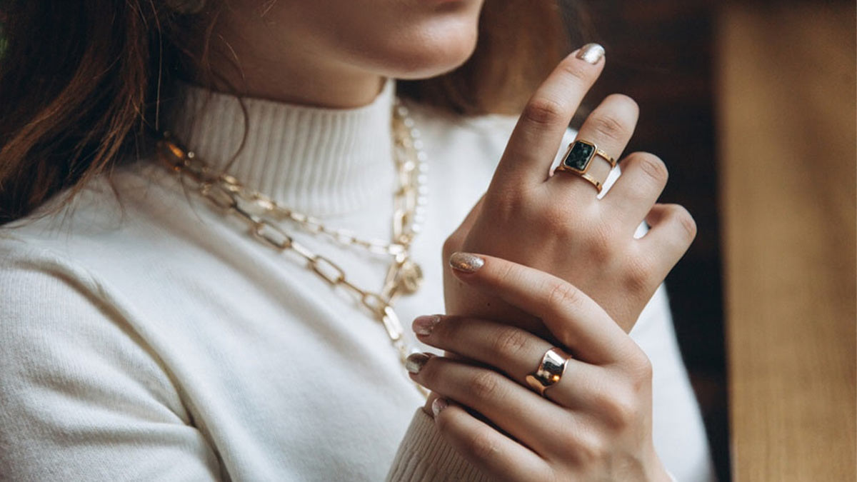 بررسی جنبه‌های سلامت و فرهنگی