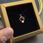 آویز طلای انار با سنگ عقیق