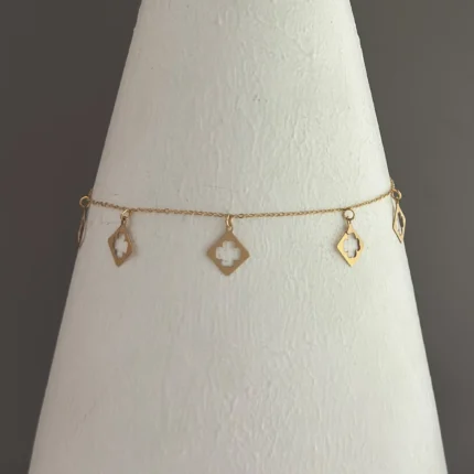 دستبند طلای گل شبدر لیزری