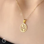 آویز طلا طرح گل بهاری